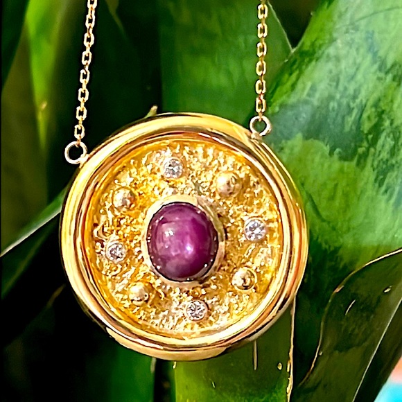 18 karat gold, diamond and star Ruby necklace - Picture 5 of 7
